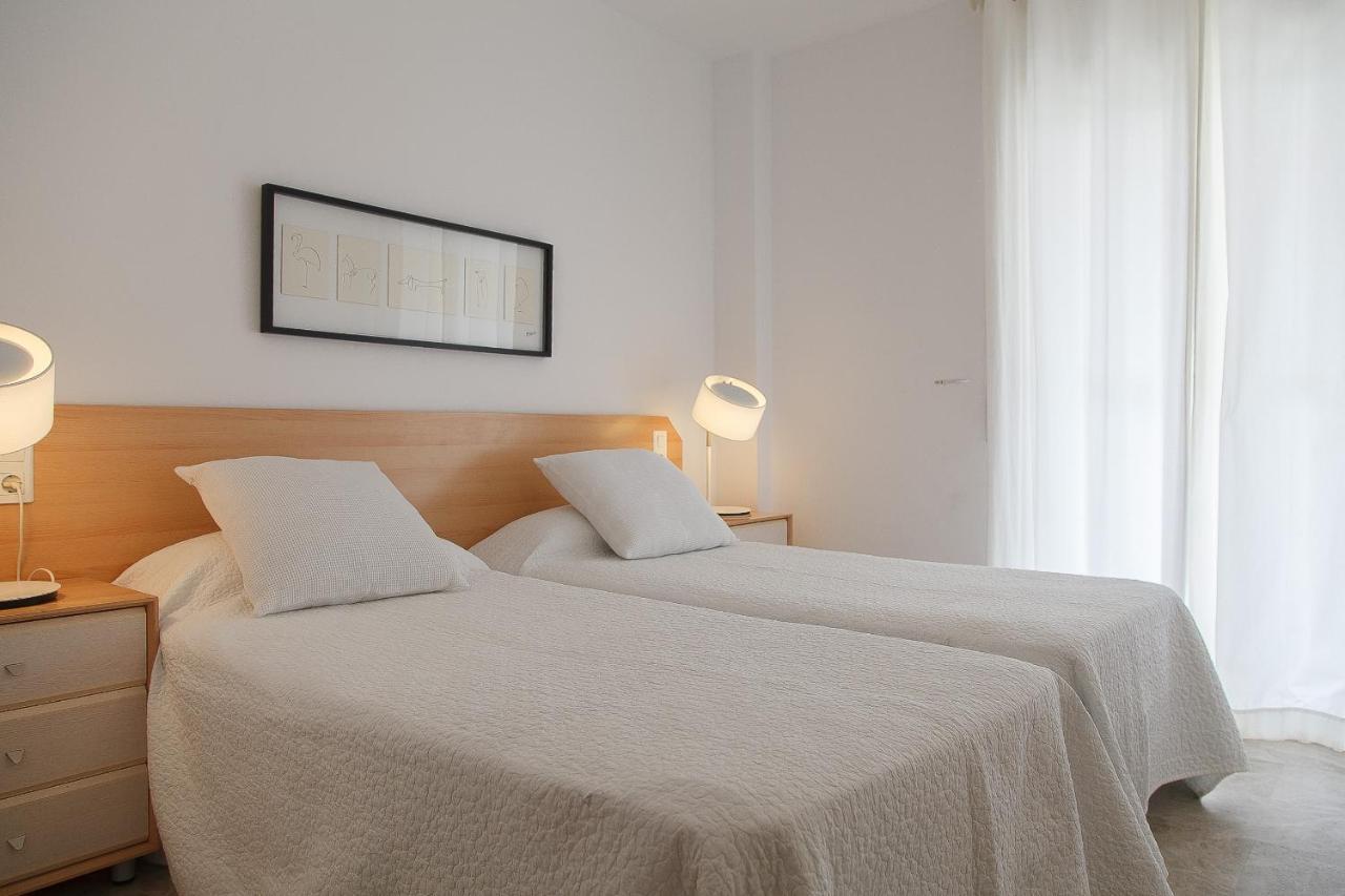 Uhc Ventura Park Apartments Салоу Екстер'єр фото