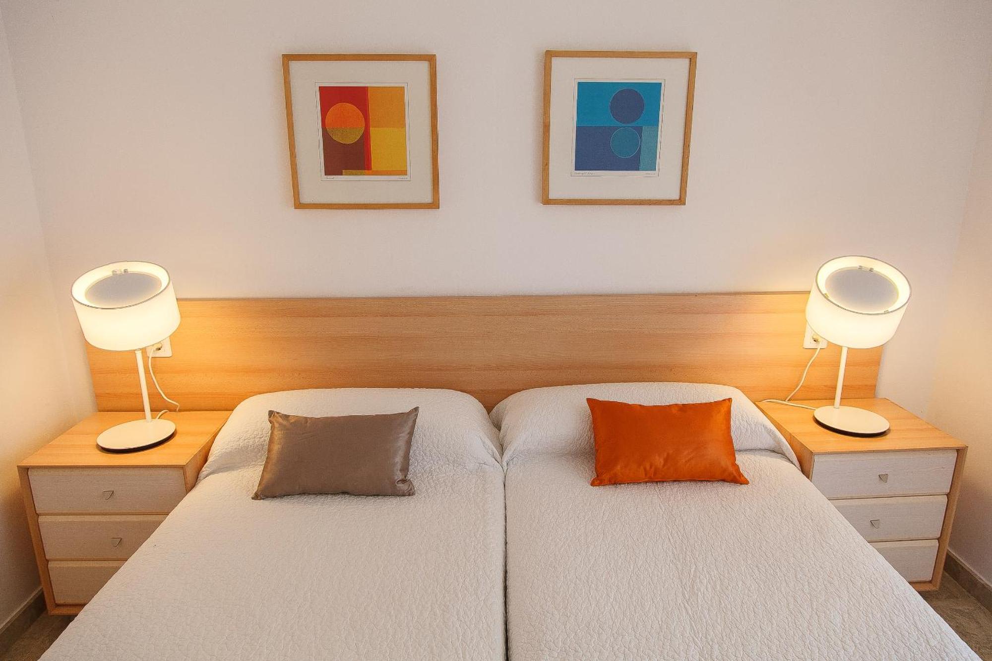 Uhc Ventura Park Apartments Салоу Номер фото